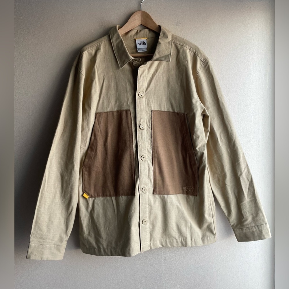 New North Face Men Button Up Thick Shirt Tan Brown Jacket Size Large